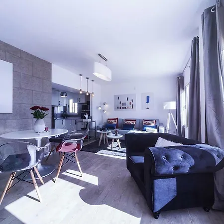 Luxury Art Apartment